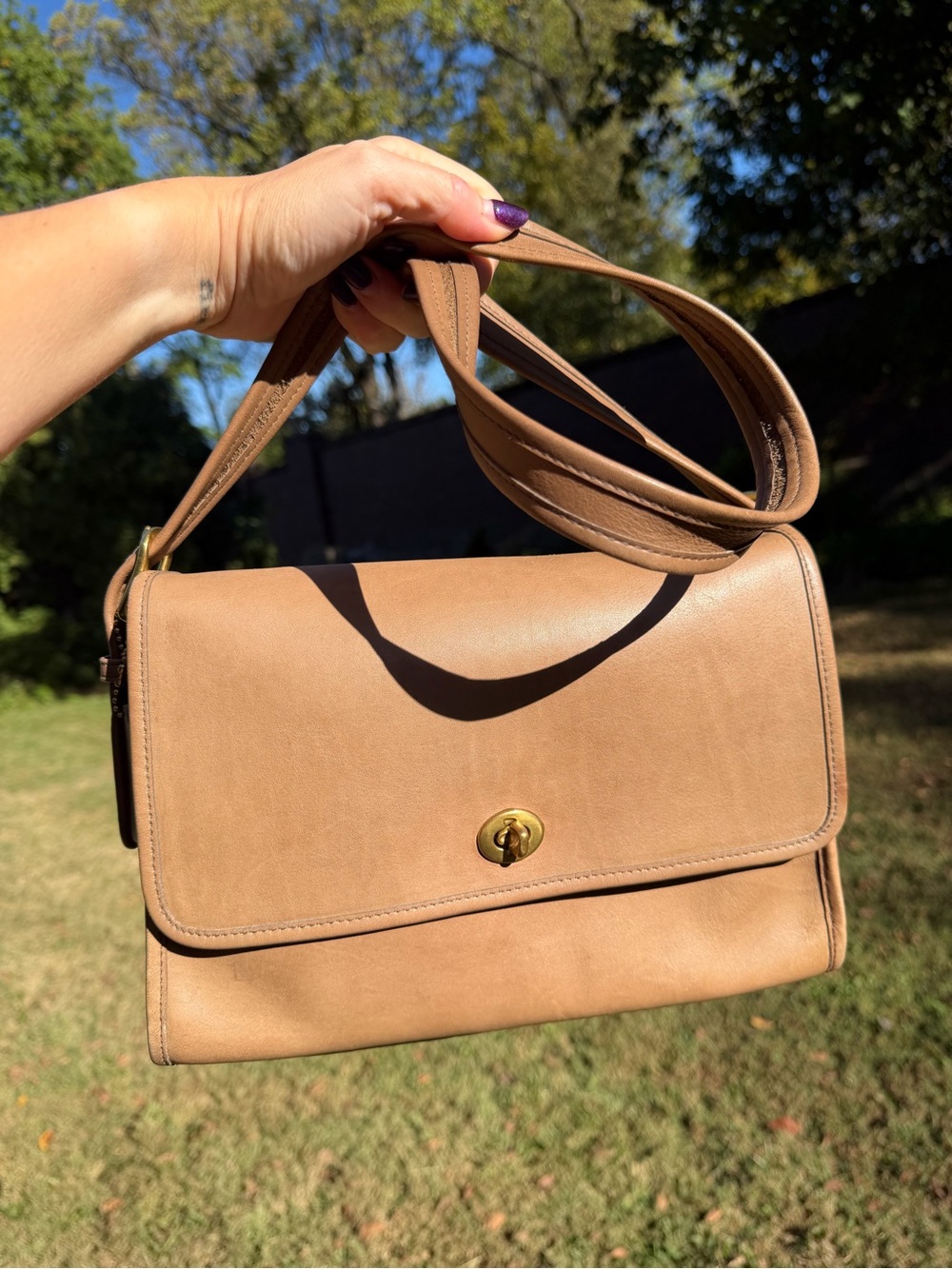 Vintage Coach Spectator Bag in putty